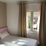 Aire - Centro - Solo Adultos - Mascotas Si