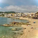 Aire - Centro - Solo Adultos - Mascotas Si Palafrugell